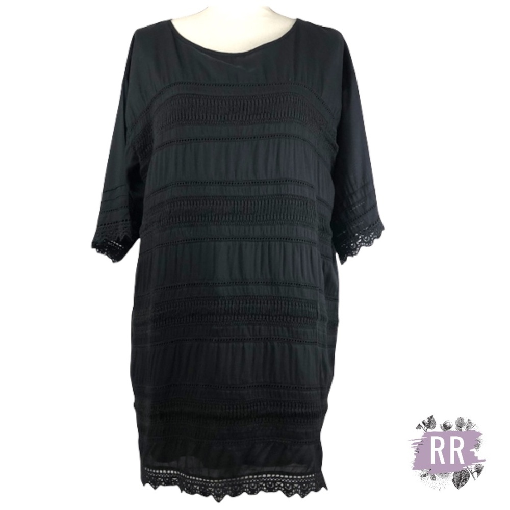 SOCIETY AMUSE Westley Shift Crochet Dress